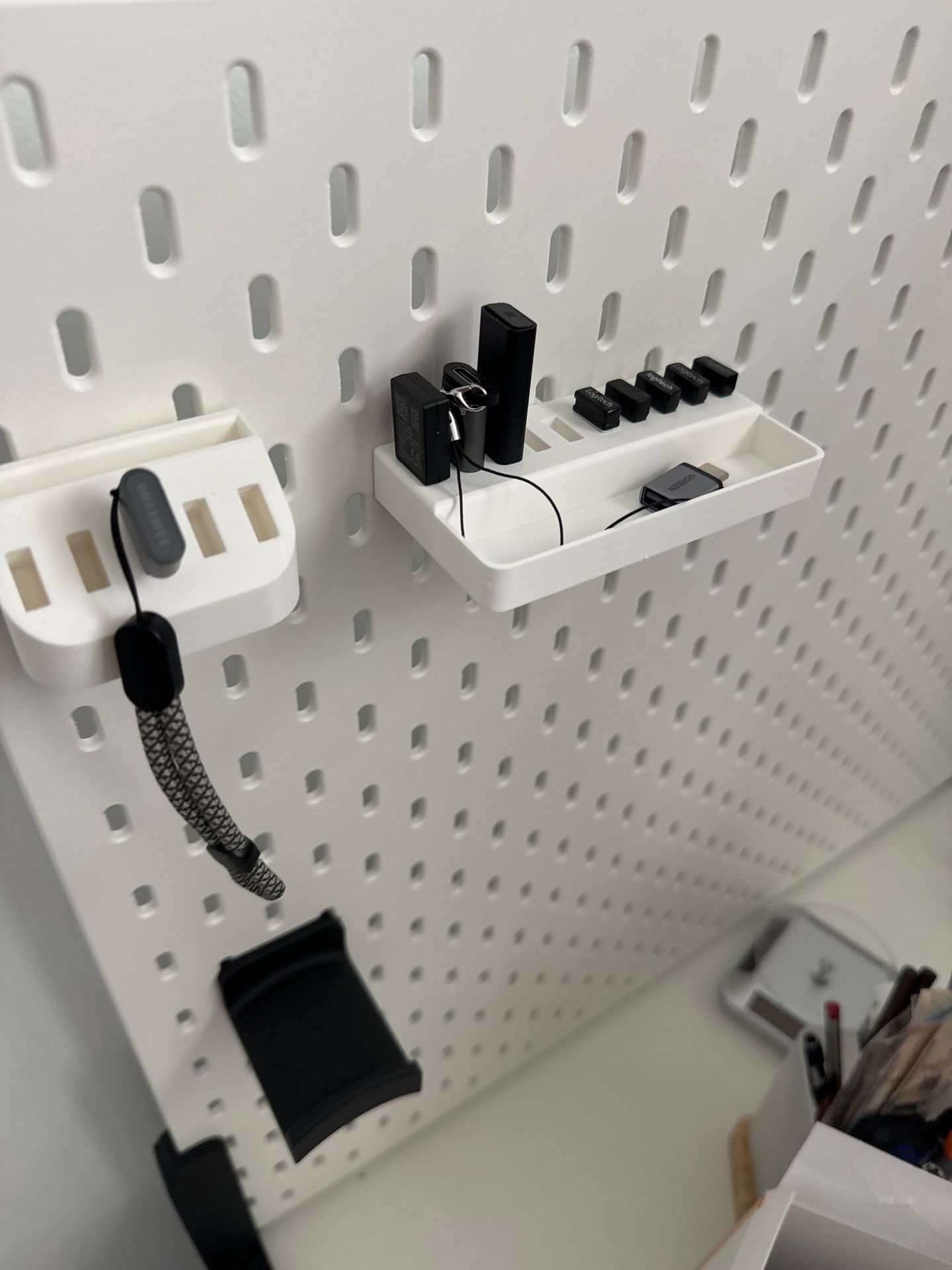 IKEA SKADIS Držač USB Stickova Vero - Držači za USB memoriju, slika 4