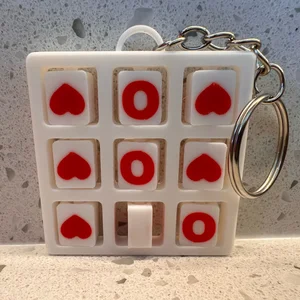 Tic Tac Toe Privezak Srce za Dan Zaljubljenih - Privesci za ključeve