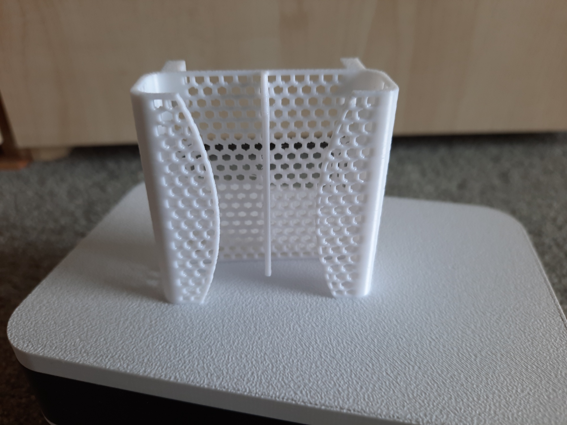IKEA SKADIS Držač USB Kablova Vero - Organizacija kablova, slika 3