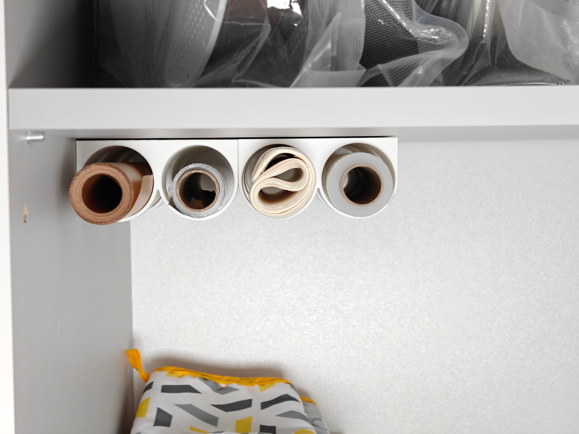 Držač Rolni za Kuhinju – Papirni Ubrusi, Folija i Pek Papir - Kuhinjski dodaci, slika 3